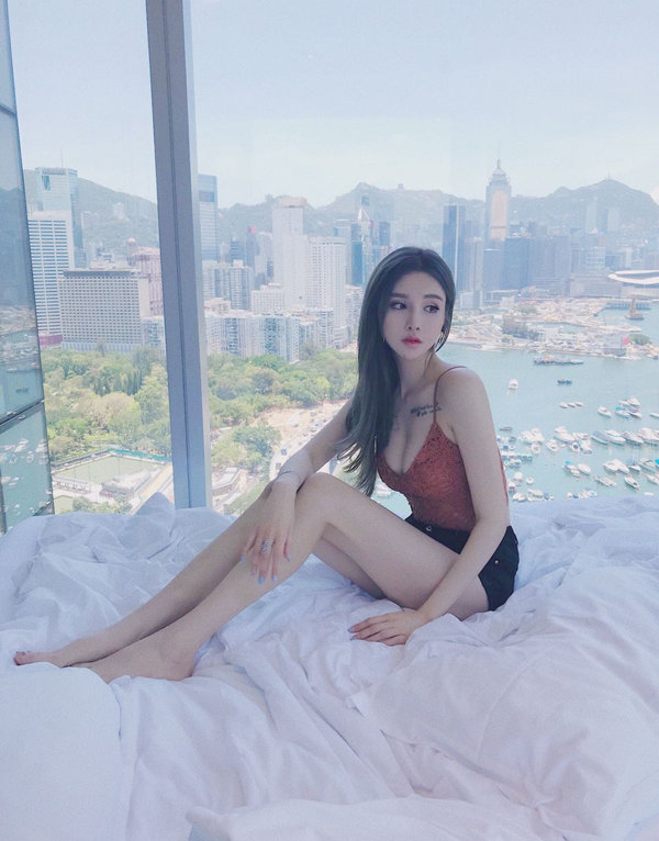 伦敦预约商务模特