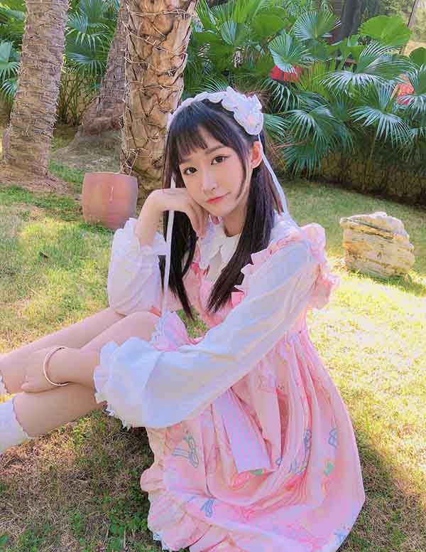 新加坡模特微信