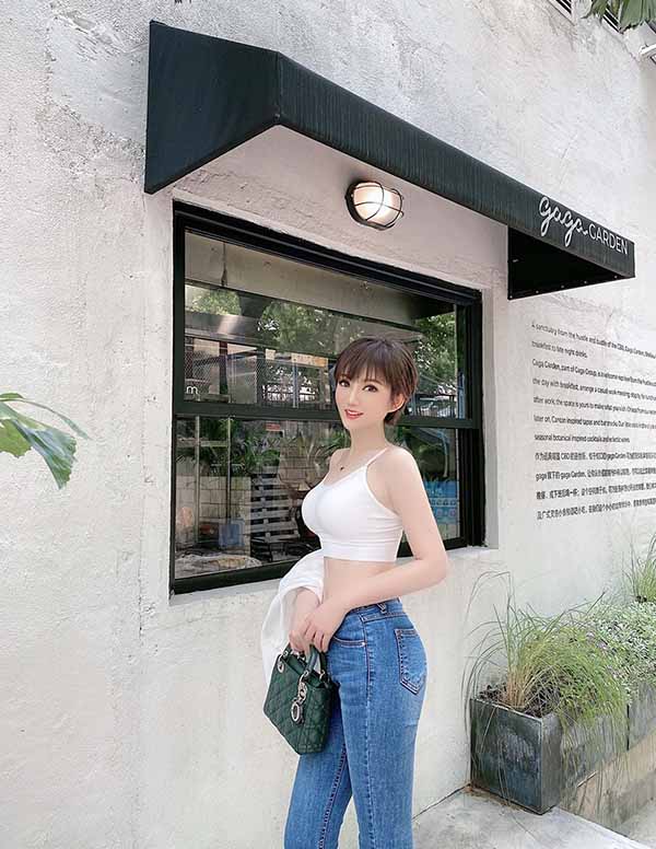 东京援交女模特