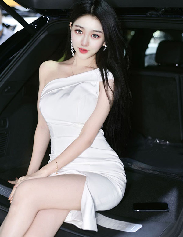 旧金山围经纪人微信