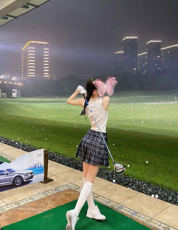 新加坡外围女经纪人