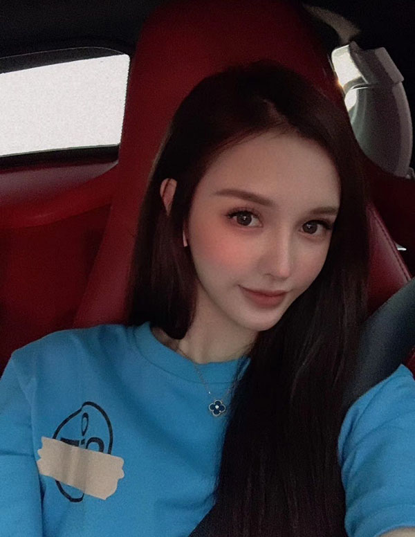 巴黎大学生伴游