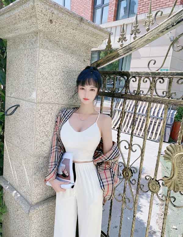 波士顿伴游大学生